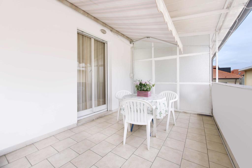 Residence Barusso Alassio Quarto foto