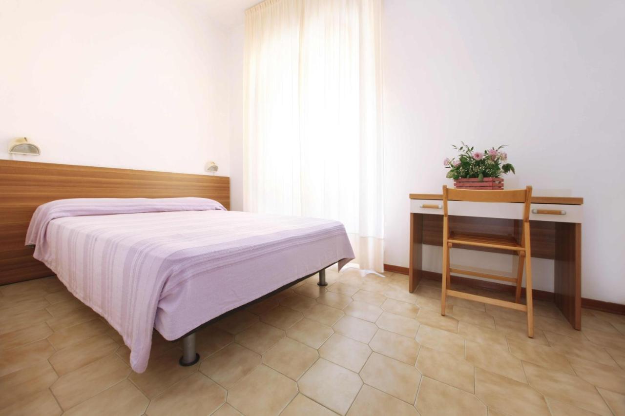 Residence Barusso Alassio Quarto foto